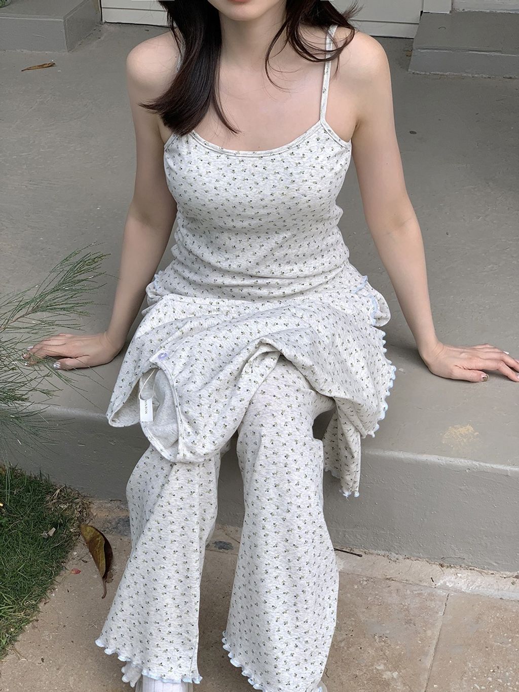 tw-11134207-81ztf-mk0quj5w48ht74