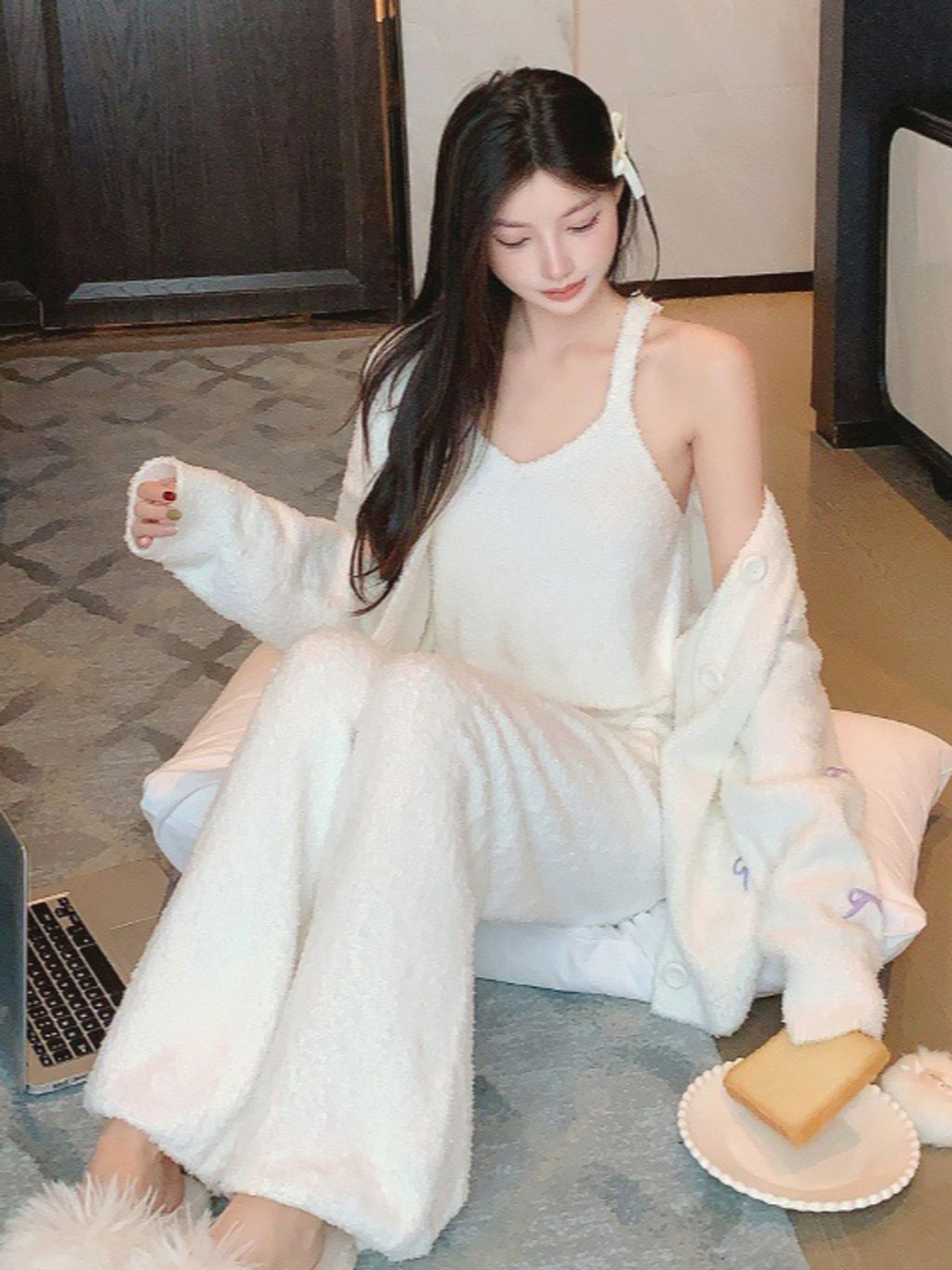 tw-11134207-820le-mk2aykc36m11f0