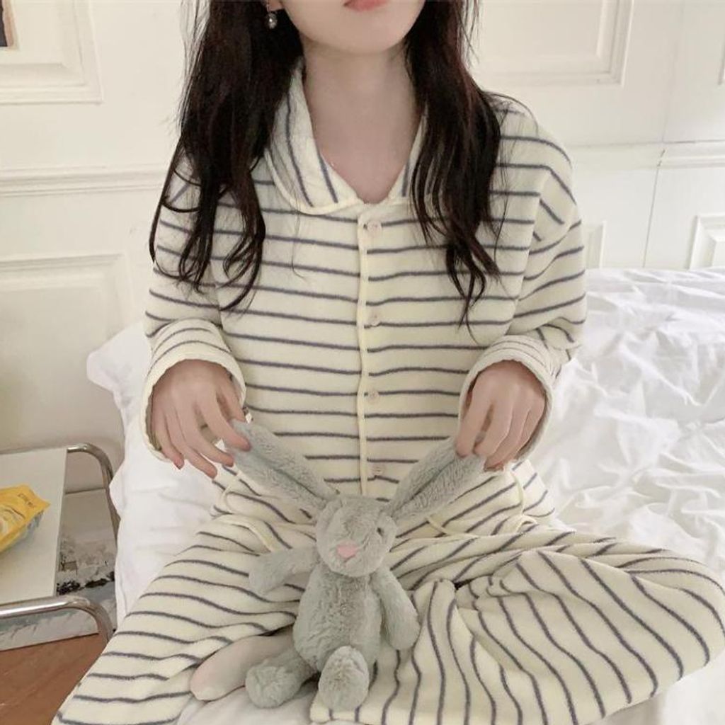 tw-11134207-820lg-mkc7j24ctkaq28