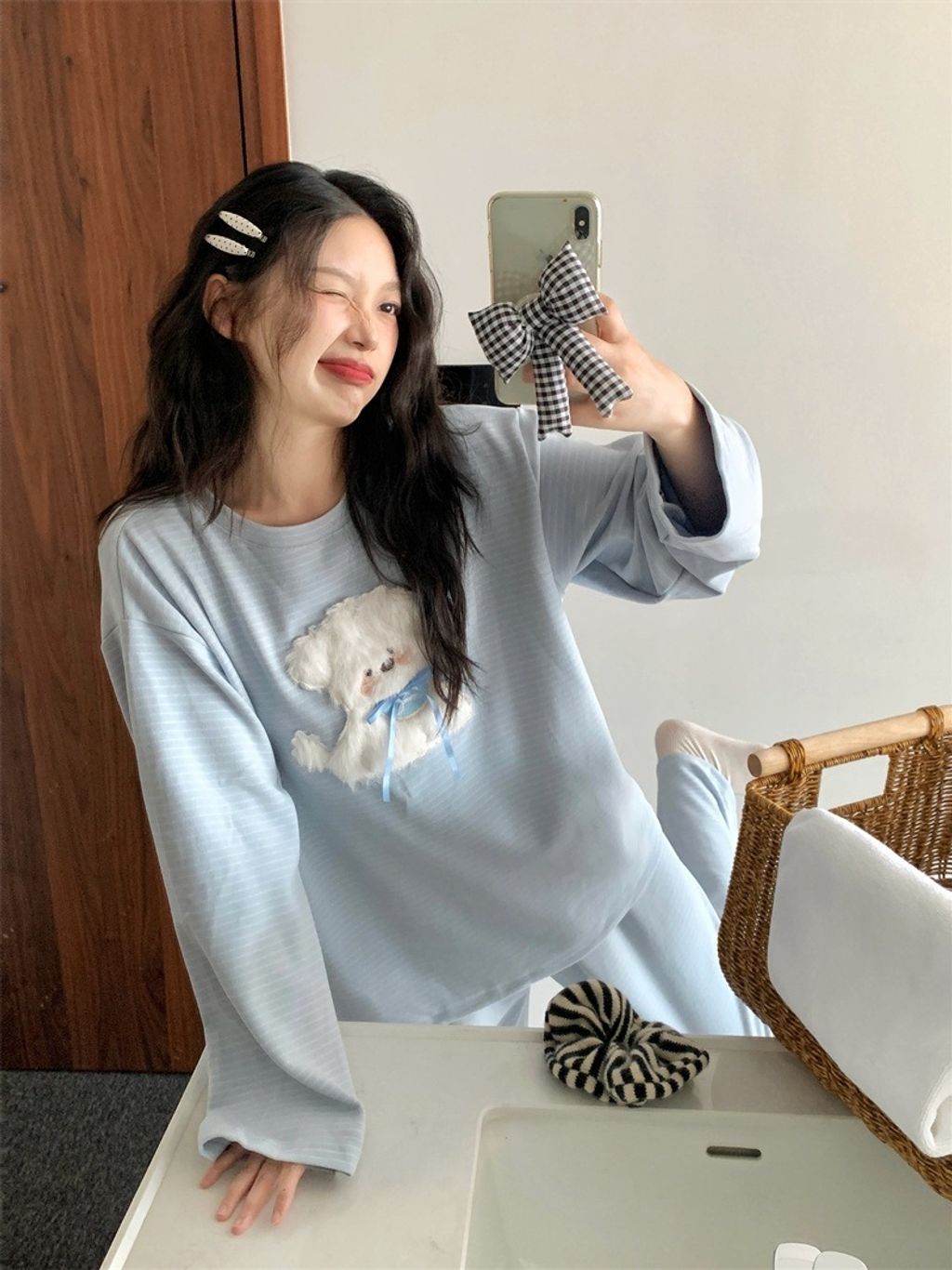 tw-11134207-820li-mkde8xwv8e116c