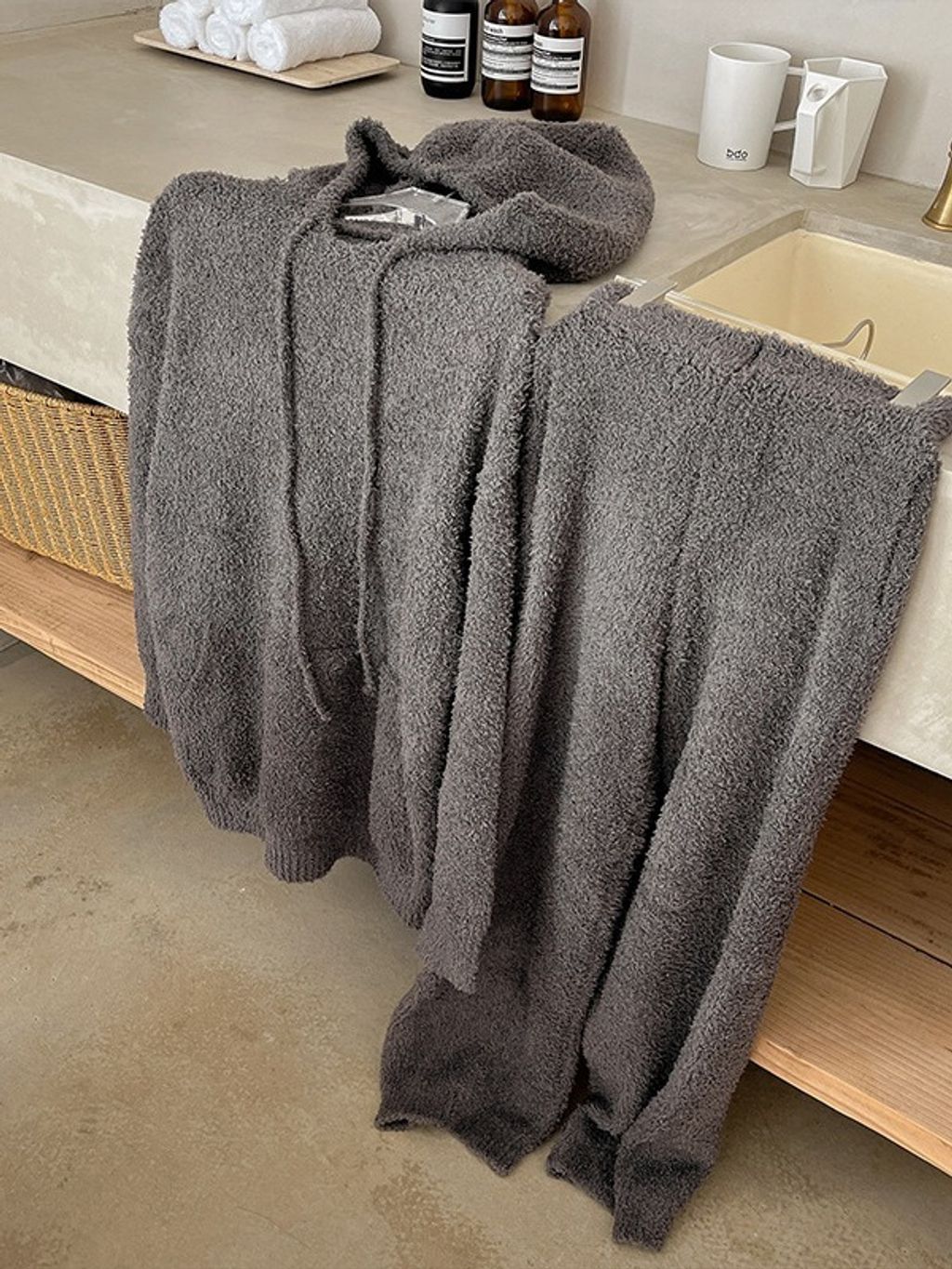 tw-11134207-820l9-mkowahm3rdhj17