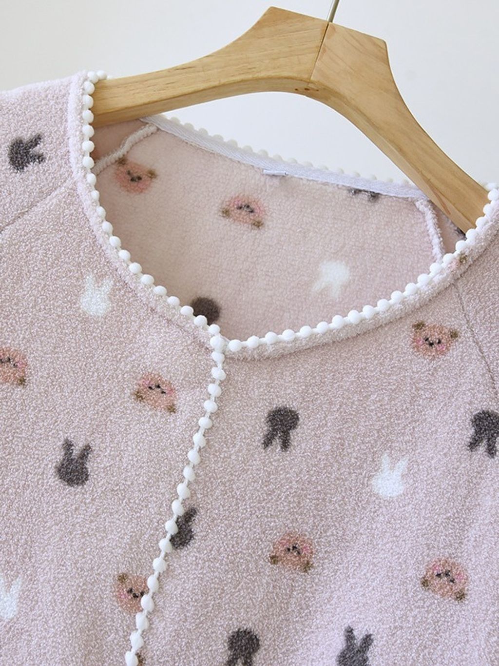 tw-11134207-820lc-ml3dywzbmqro2e