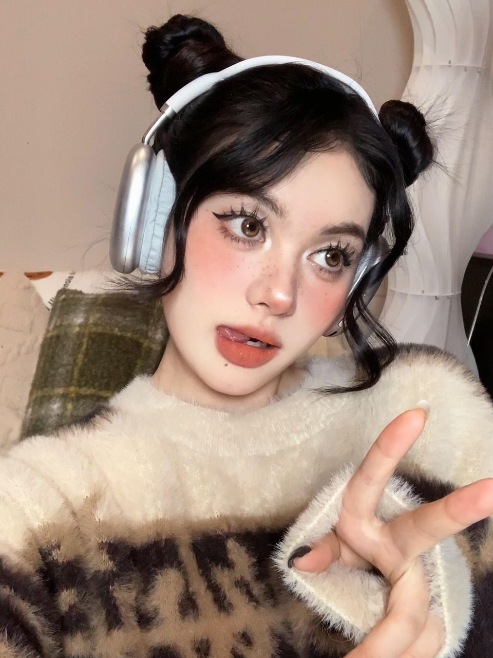 WhatsApp Image 2025-11-17 at 11.24.49 AM