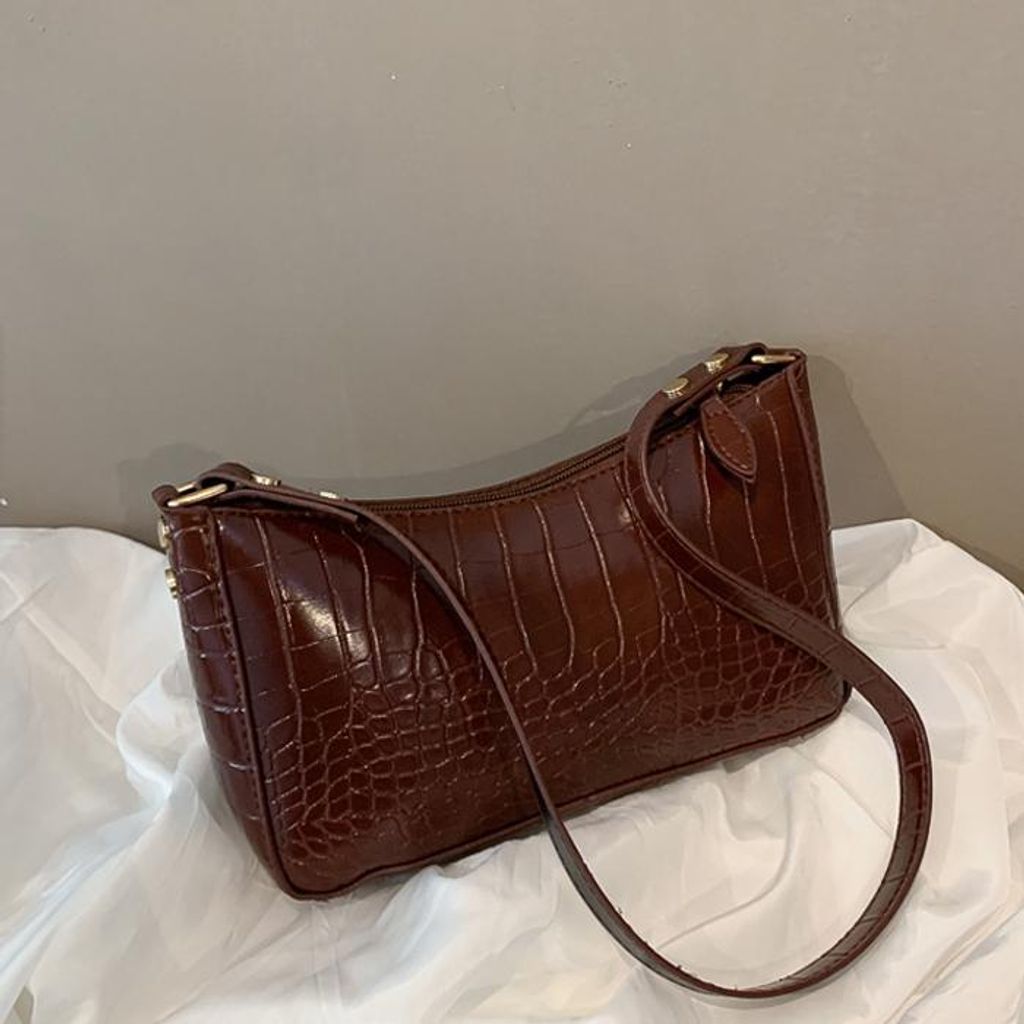 18d7b905444b40d5aa9a1a756cd55a7b~tplv-aphluv4xwc-origin-jpeg