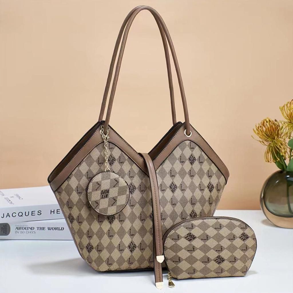 33346c1e23304fe0a5137ff34d07b355~tplv-aphluv4xwc-origin-jpeg