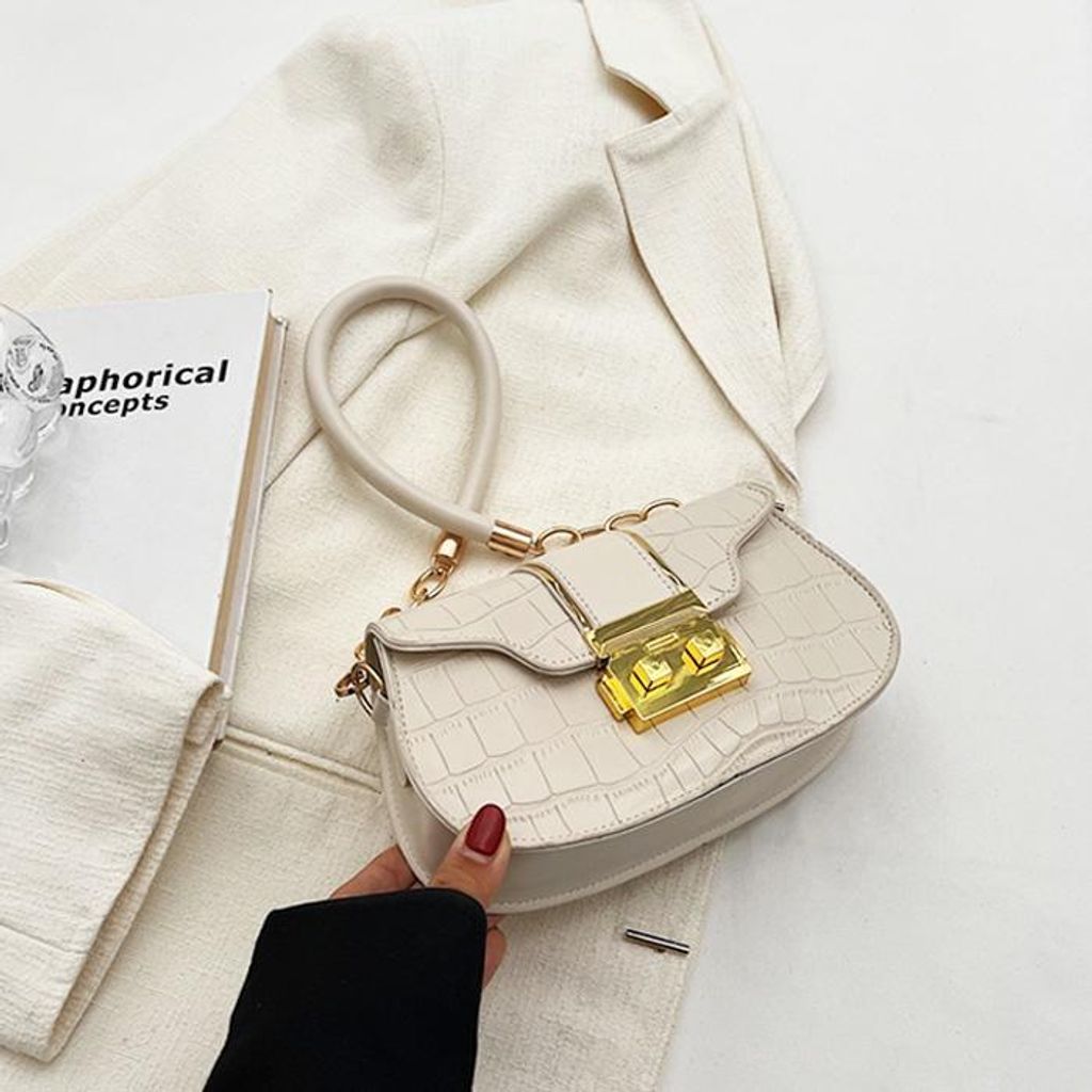 3663d5669b404672888ed833459b81eb~tplv-aphluv4xwc-origin-jpeg