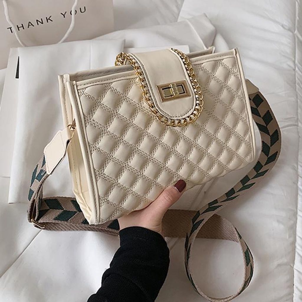 d0a09c79254c47e398a9b1a14ba7beb4~tplv-aphluv4xwc-origin-jpeg