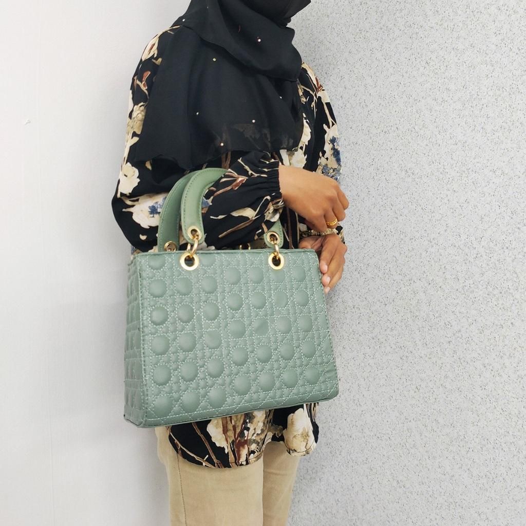 13cd2b7db2ce48f78db9356b9a0cb838~tplv-aphluv4xwc-origin-jpeg