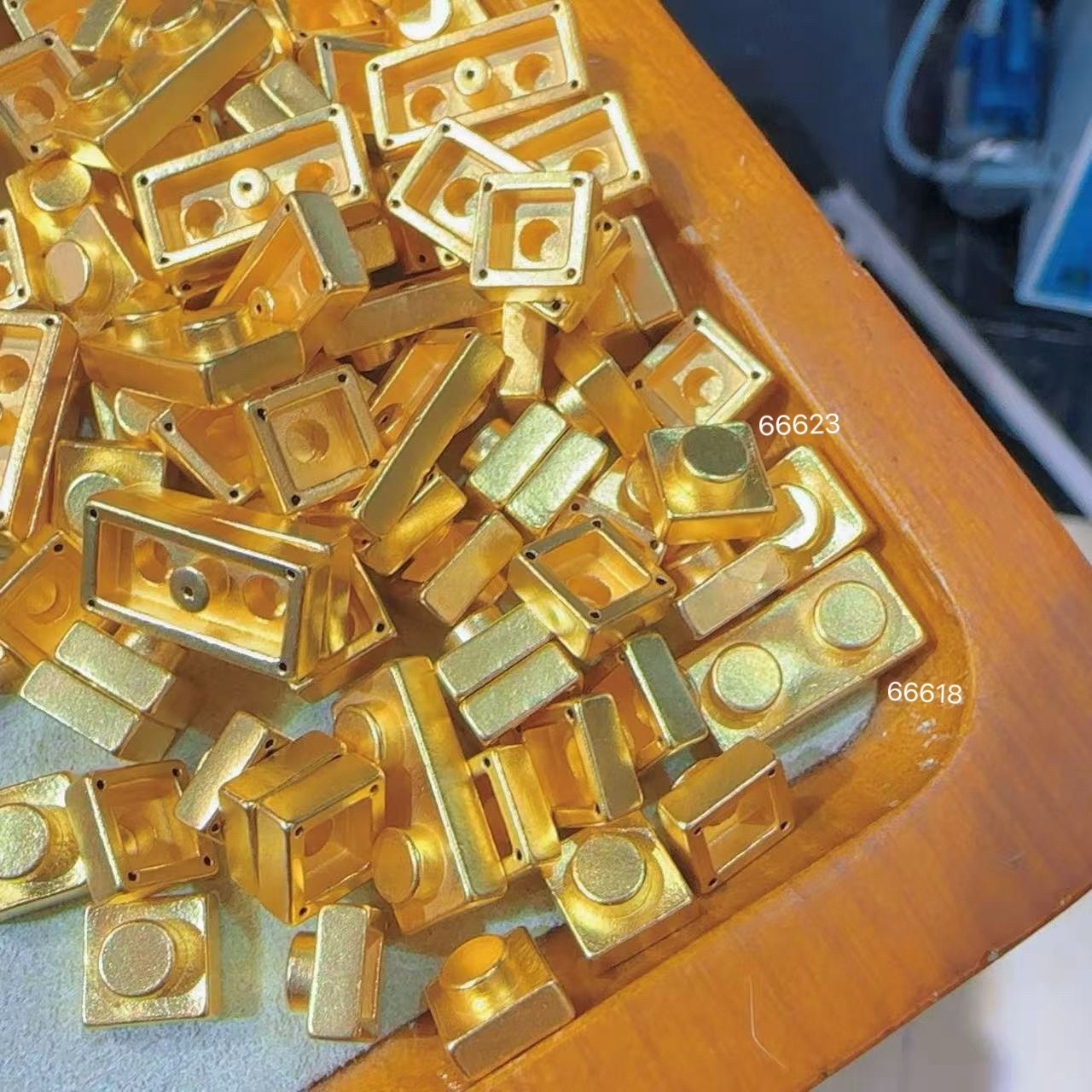 line_oa_chat_250620_150331_group_1