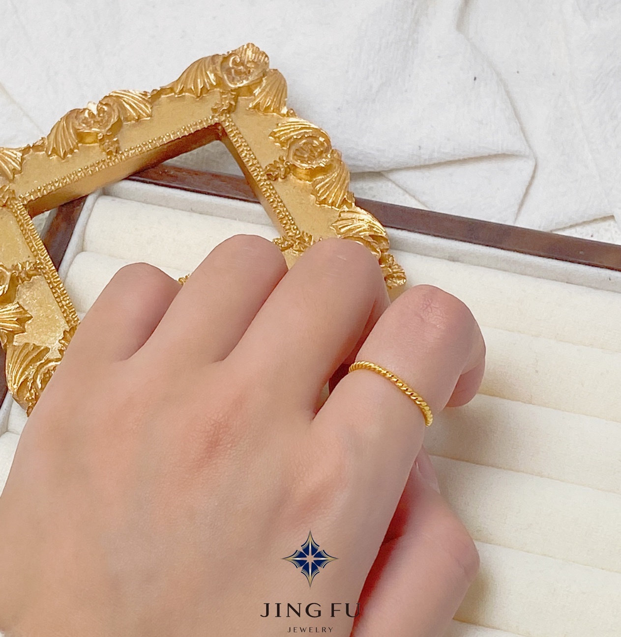 line_oa_chat_251223_180844_group_3