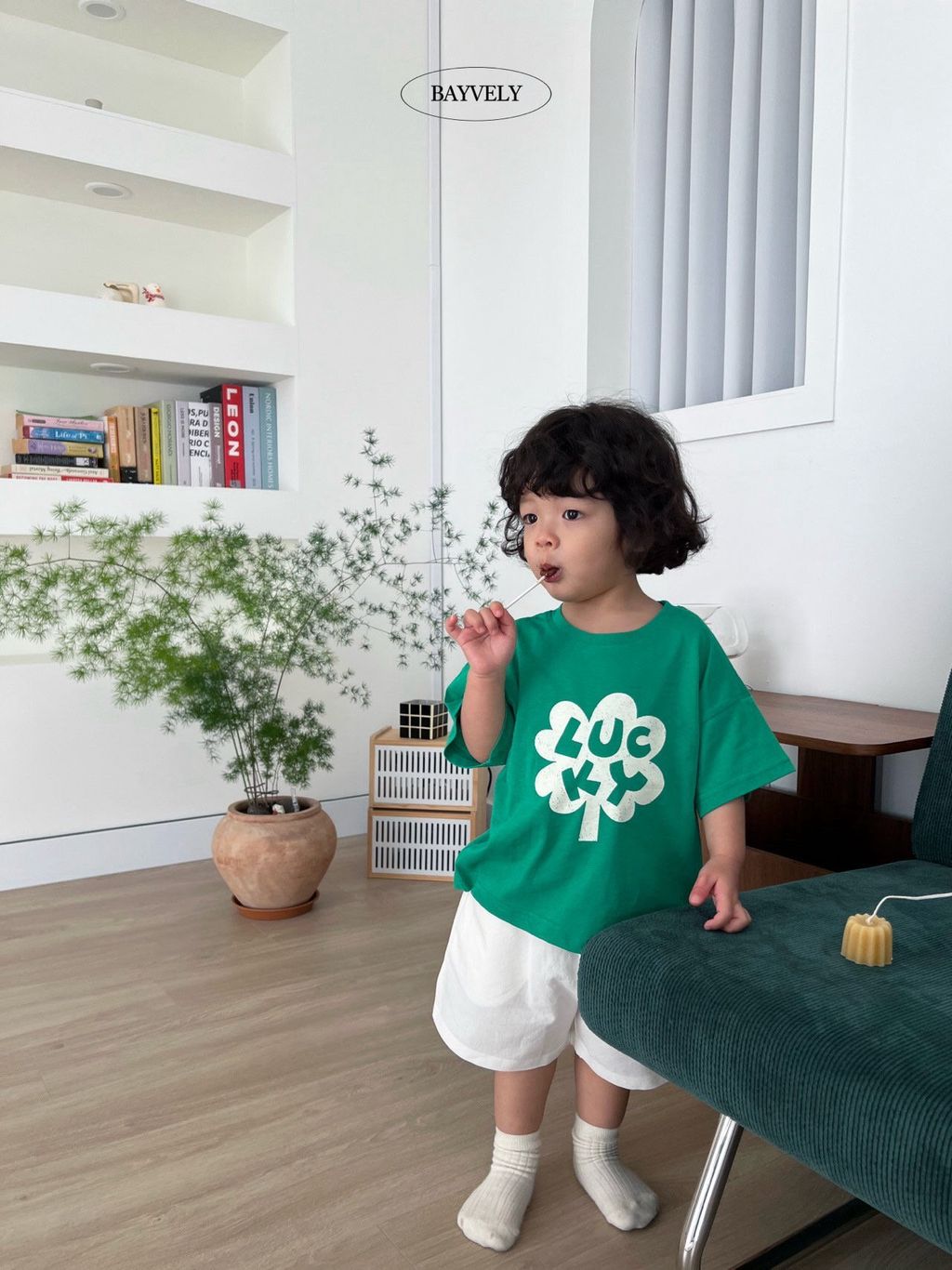 7112b27e9q29a9f02d9397e1d68767f0