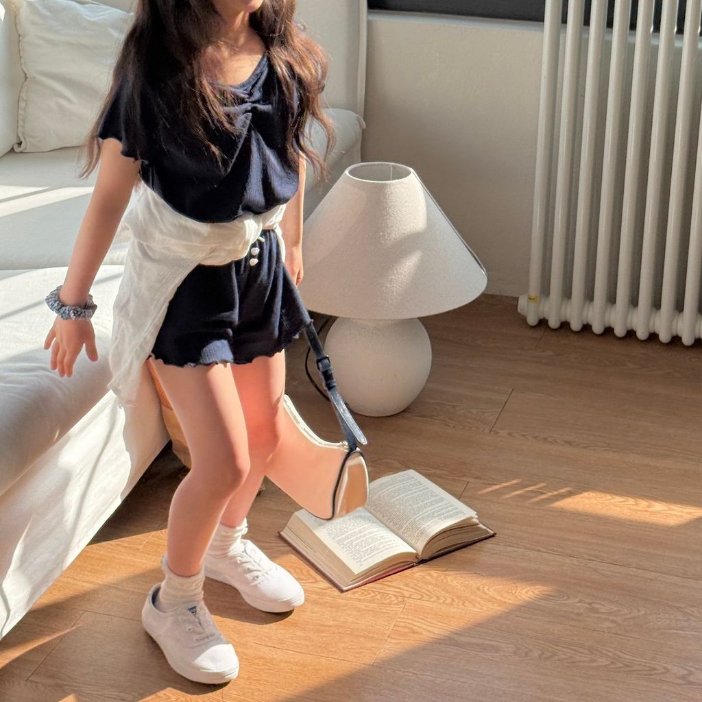 245406b81g99b478dc759f7754cba637