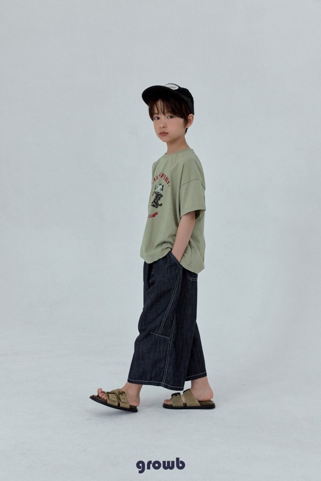 03516fba4r78aa99082579ccc9ec6a3d