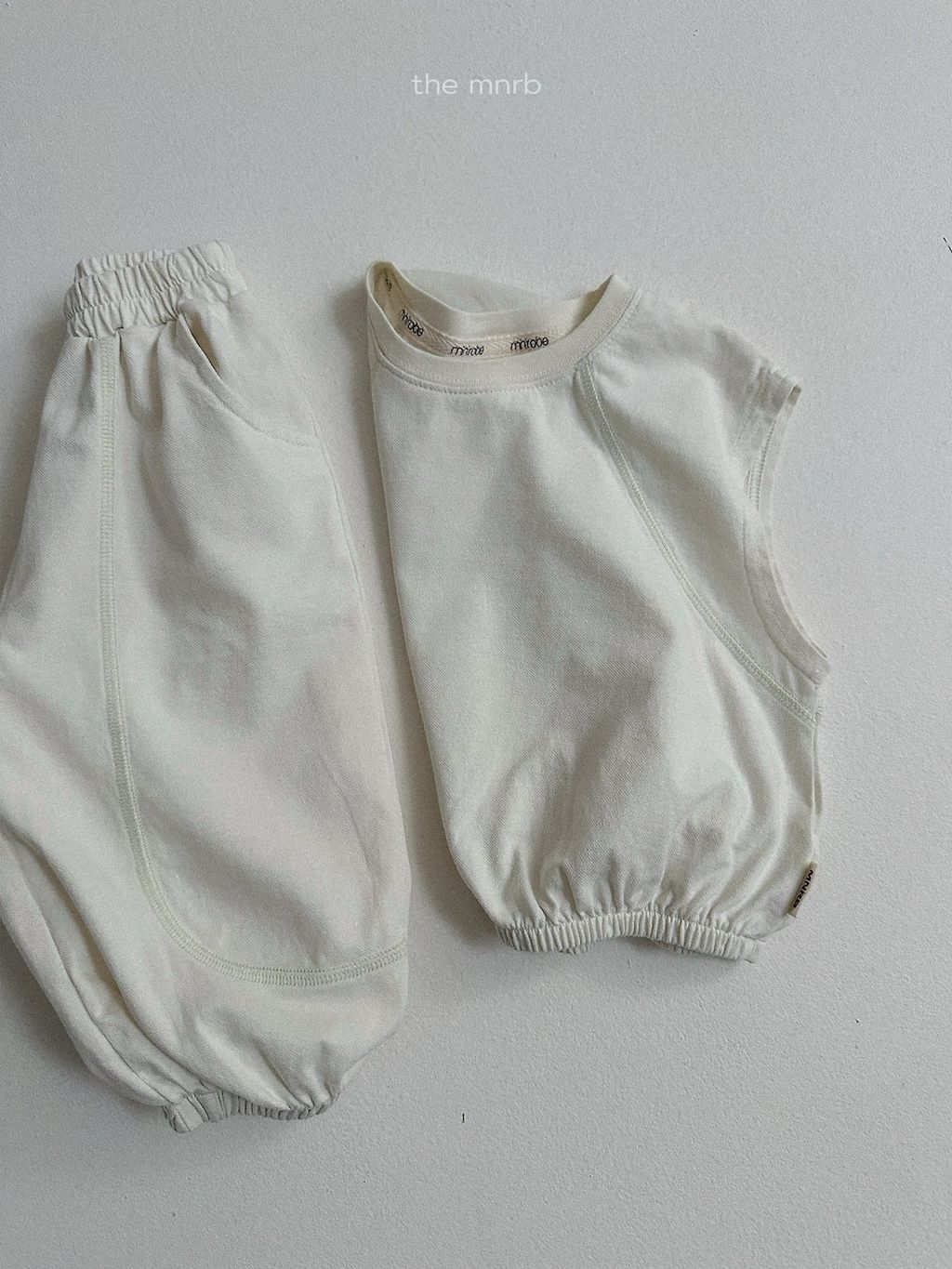 5c5ffbf7agd654f443d3427663362f1c 2