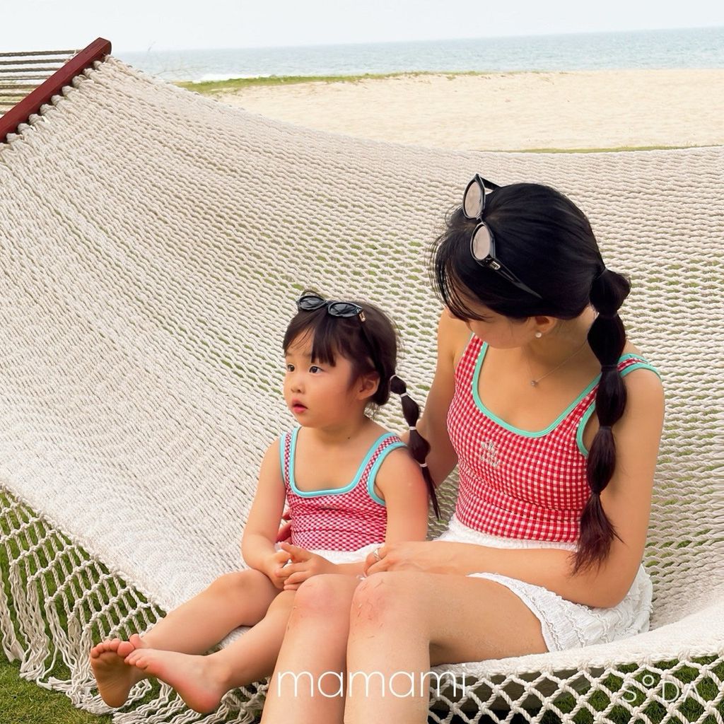 05b682912hc328a4d37d57c28e8943aa