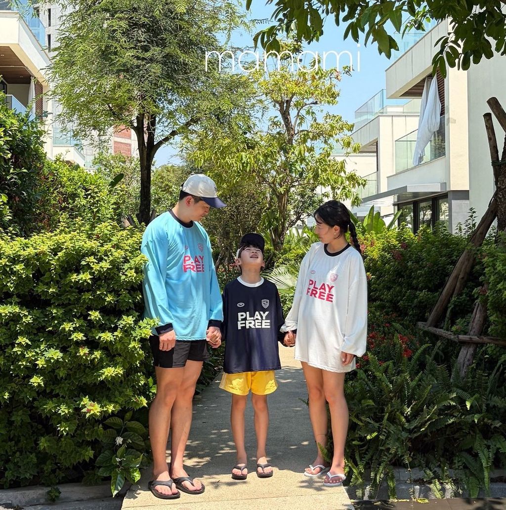 d59bb3708o1754f3bd33d62924e391b8