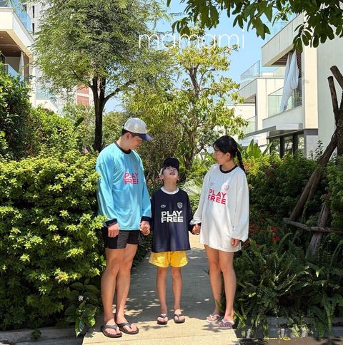 d59bb3708o1754f3bd33d62924e391b8