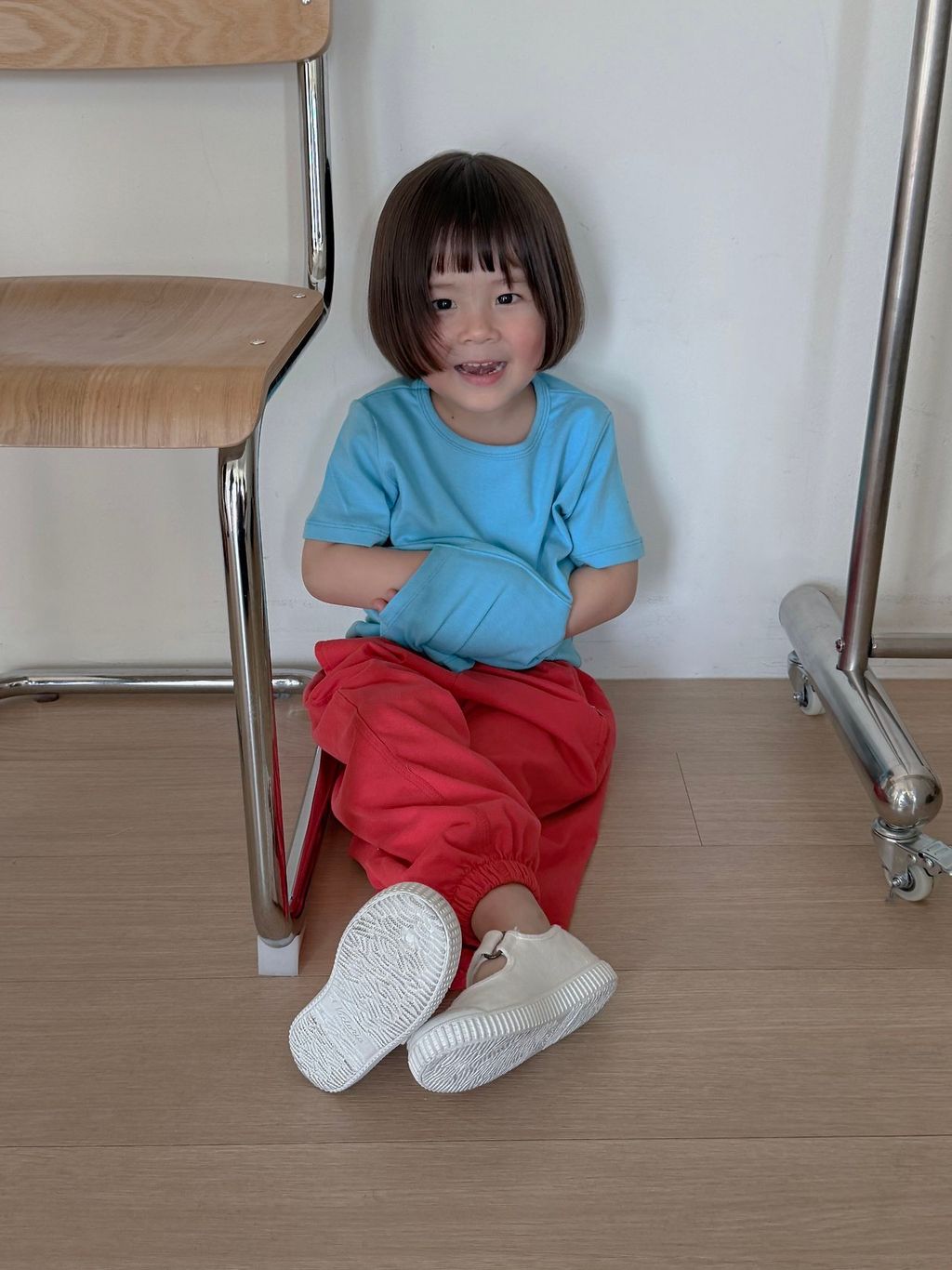 82369243cv8d7b74cd8dc32203d95444