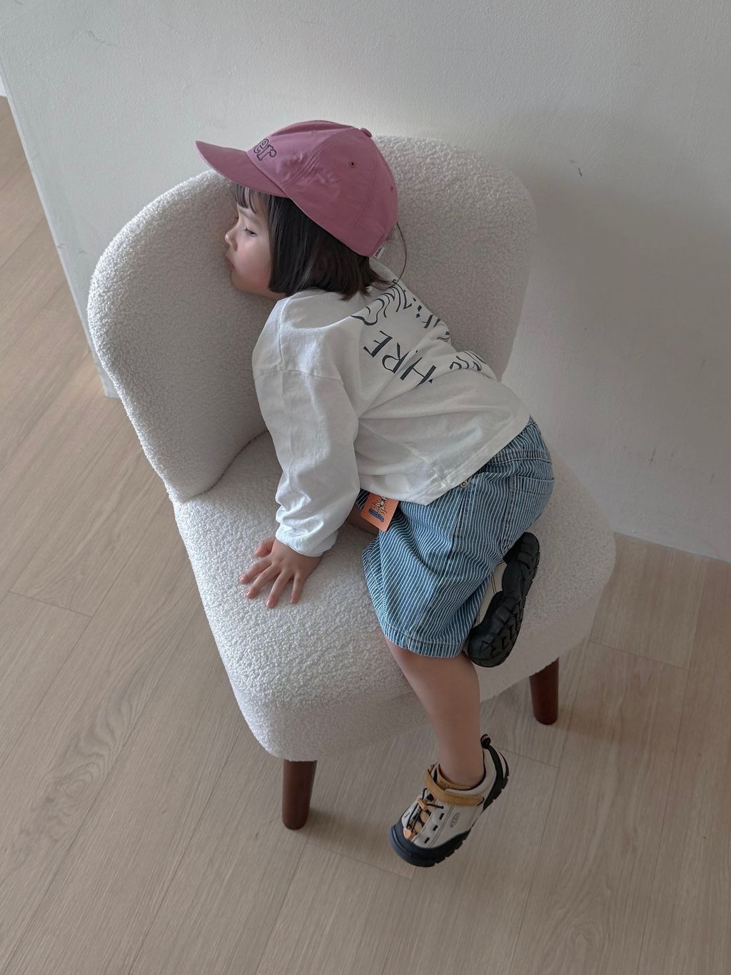 22f8e7a80r60a293698e46e30acb16cb 2