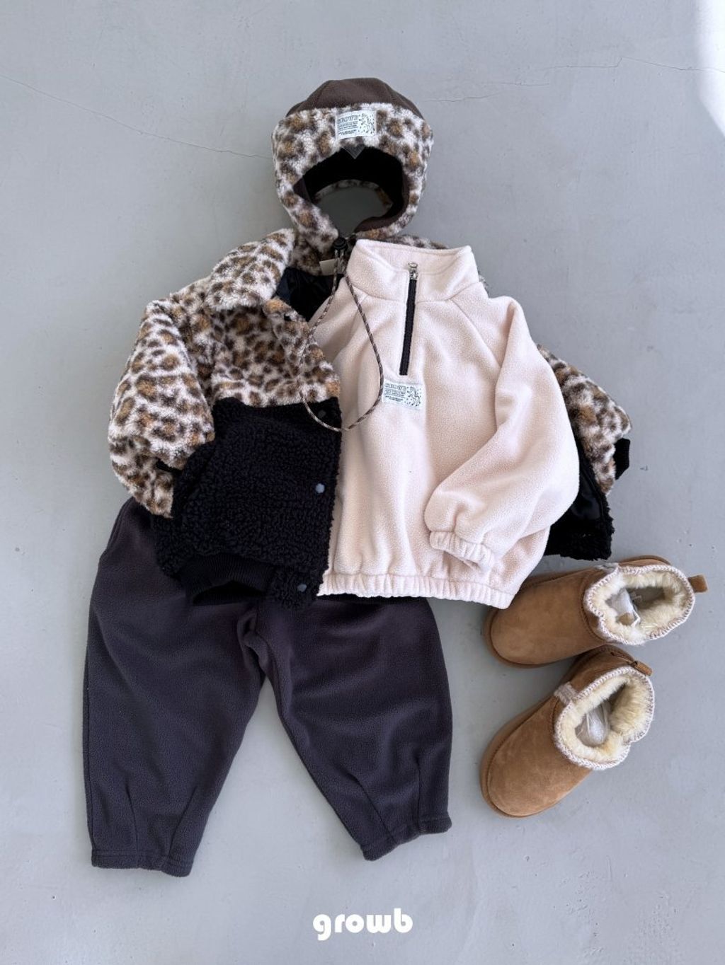 f7efaa076qb0043415f90c64565fbf0e 2