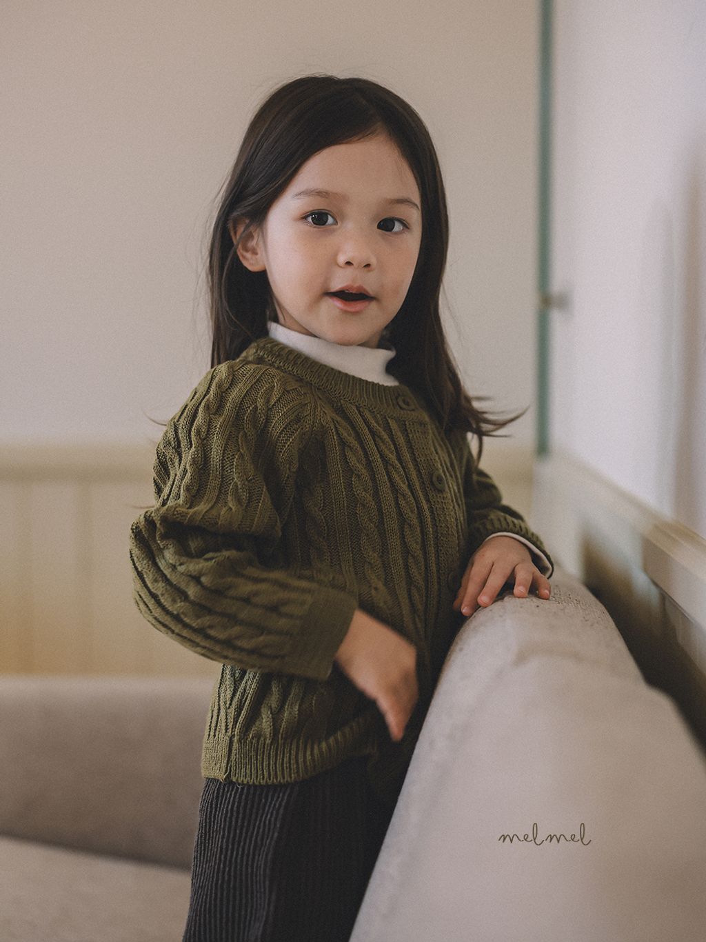 549f87cd9nd1f687d37e3bb18ab0b7b4