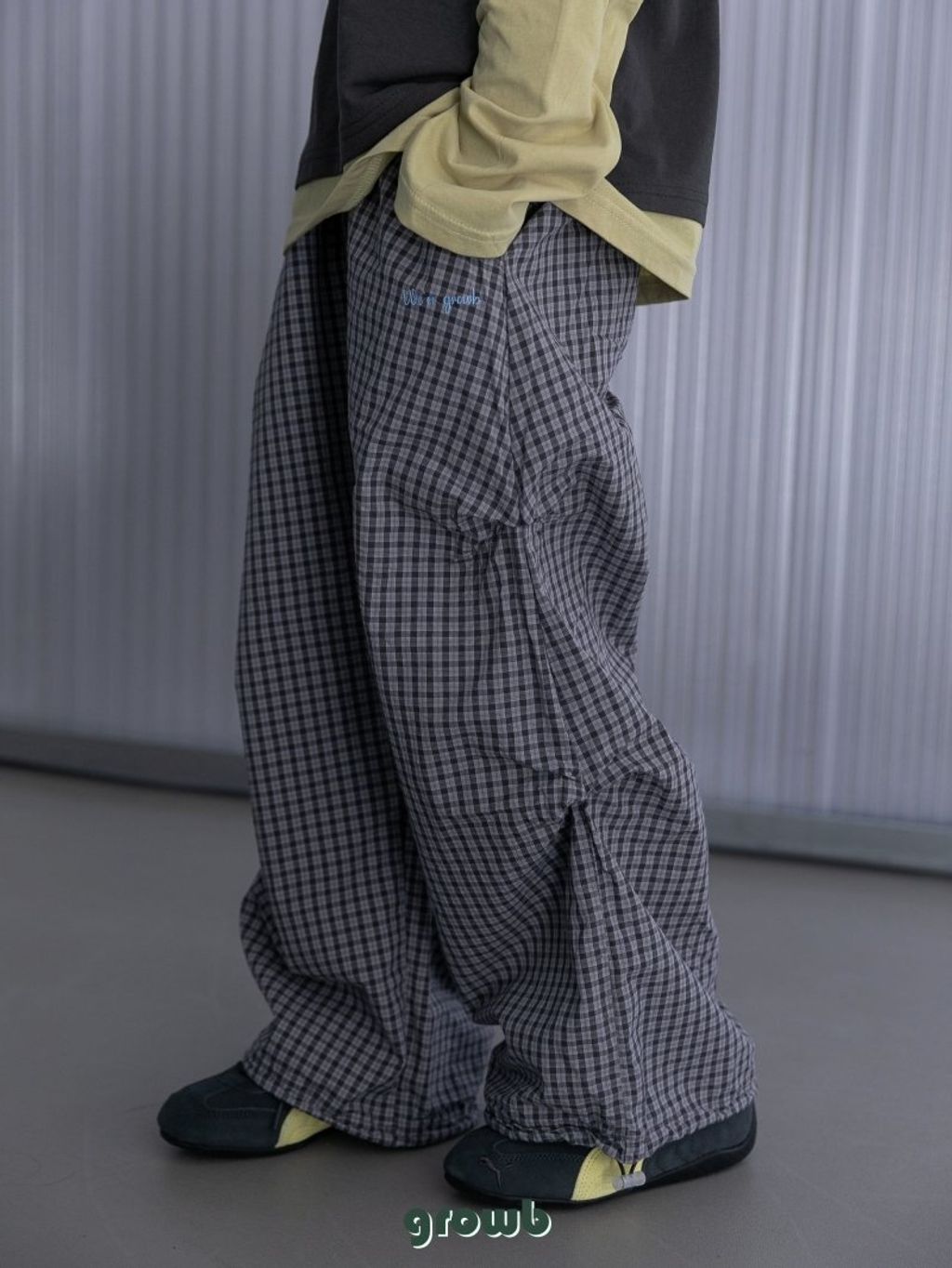 5ee0b17b5m5d49bff3cf93822e0e4744