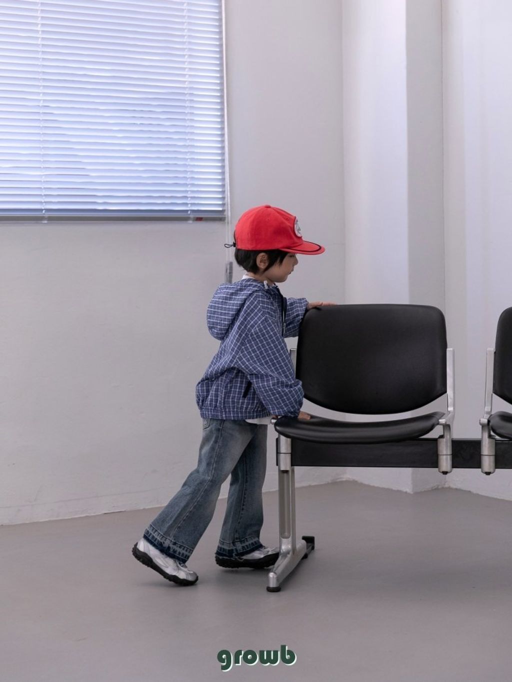 62c375c01t69417b56de3f23923f4425