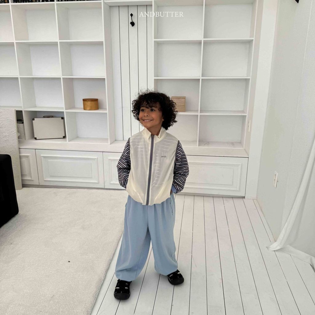 5b7e956d5r9f93863ef3a8be354e719b 2