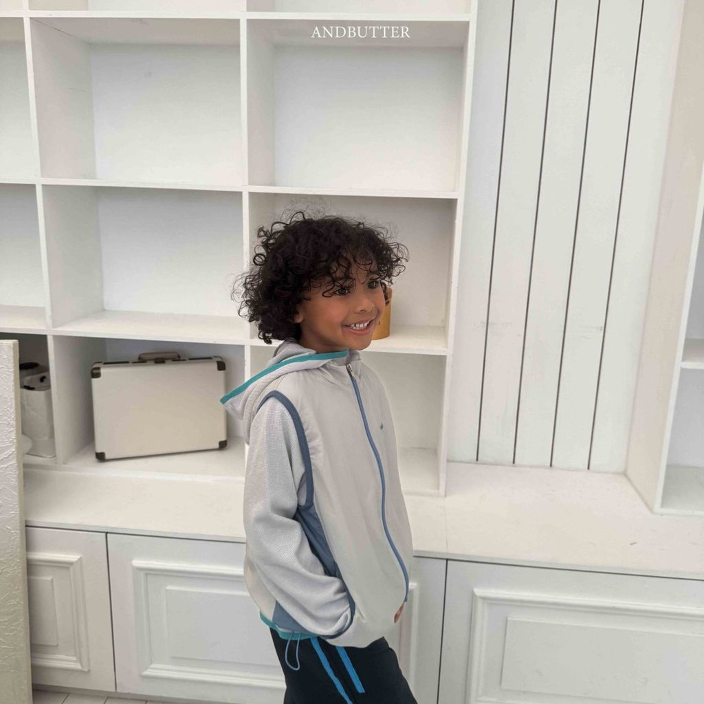 b571691a5n03edce81fb14957d9b7a4a