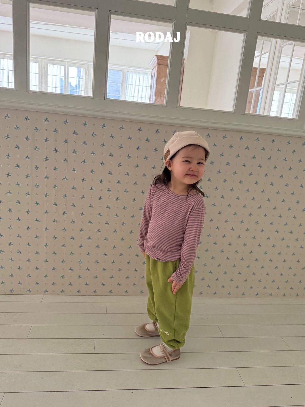 851737218r139bd2d76b5dd7517d0c57