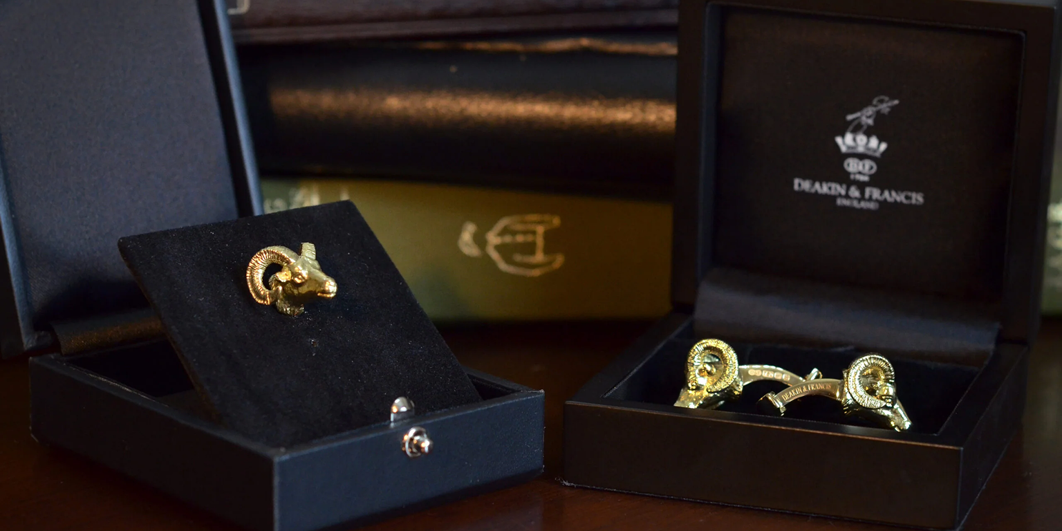 Pic talking with client 2