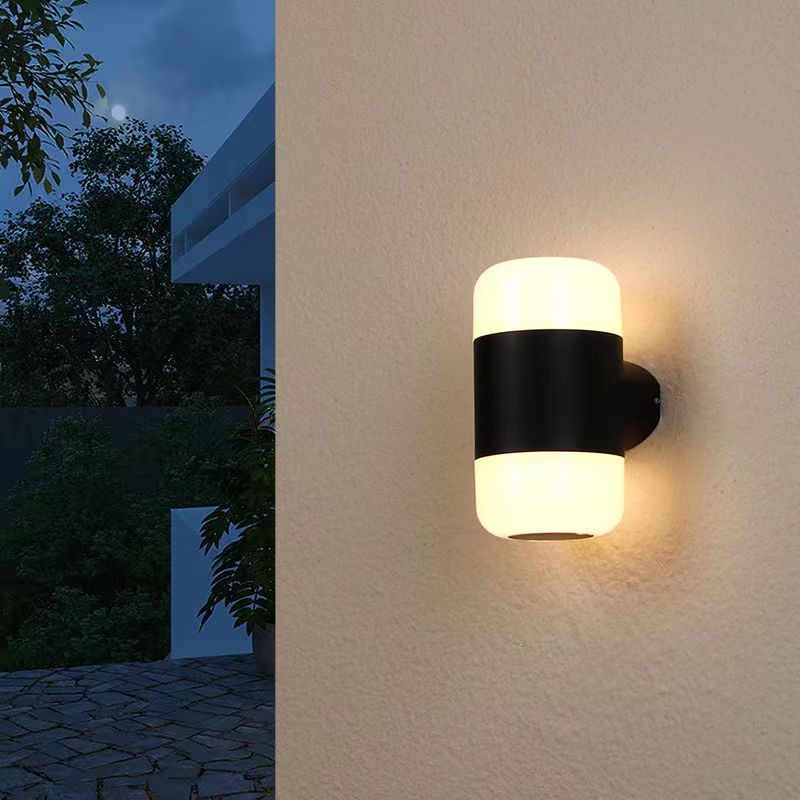 LED節能光源，省電耐用，壽命長達 50,000 小時