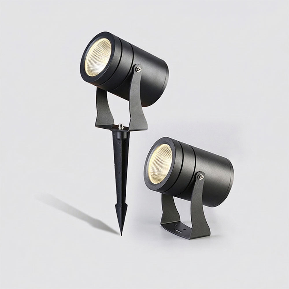 LED 戶外插地燈與底座安裝式投射燈組合展示