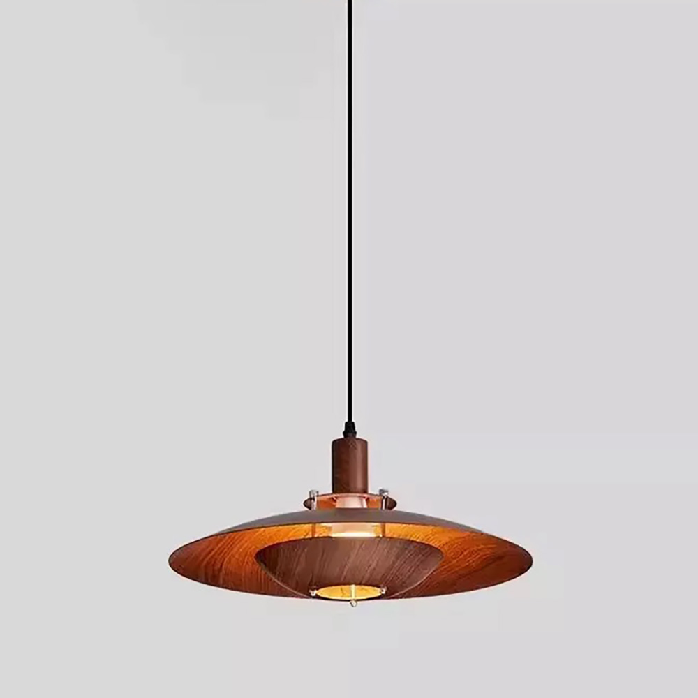 北歐日式風 40cm 胡桃木色飛碟餐吊燈白底去背圖，展現雙層木紋燈罩與黑色吊線結構
