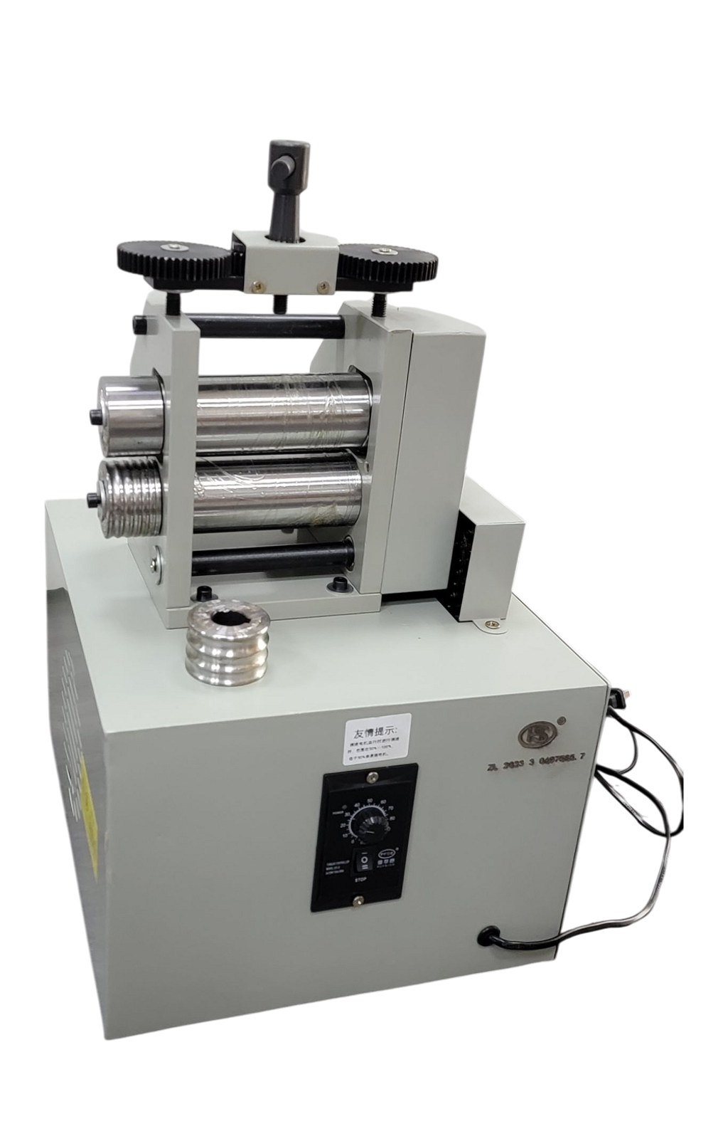 電動壓片機4-Photoroom (1)