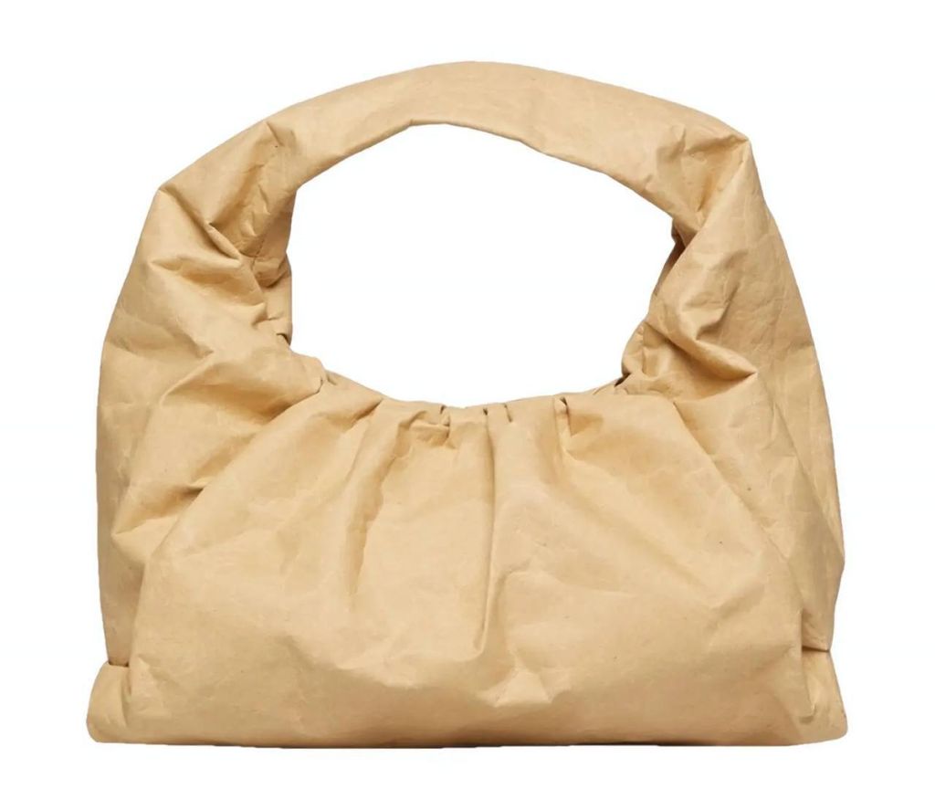 直営店☆BOTTEGA VENETA☆SHOULDER POUCH ペーパーショルダー Bottega Veneta Shoulder Pouch Kraft Paper with Leather