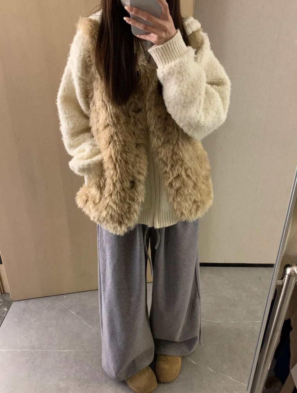 image_0F3A1EE1-EEEE-4A03-9194-3D5DE2C6961F_1764397495