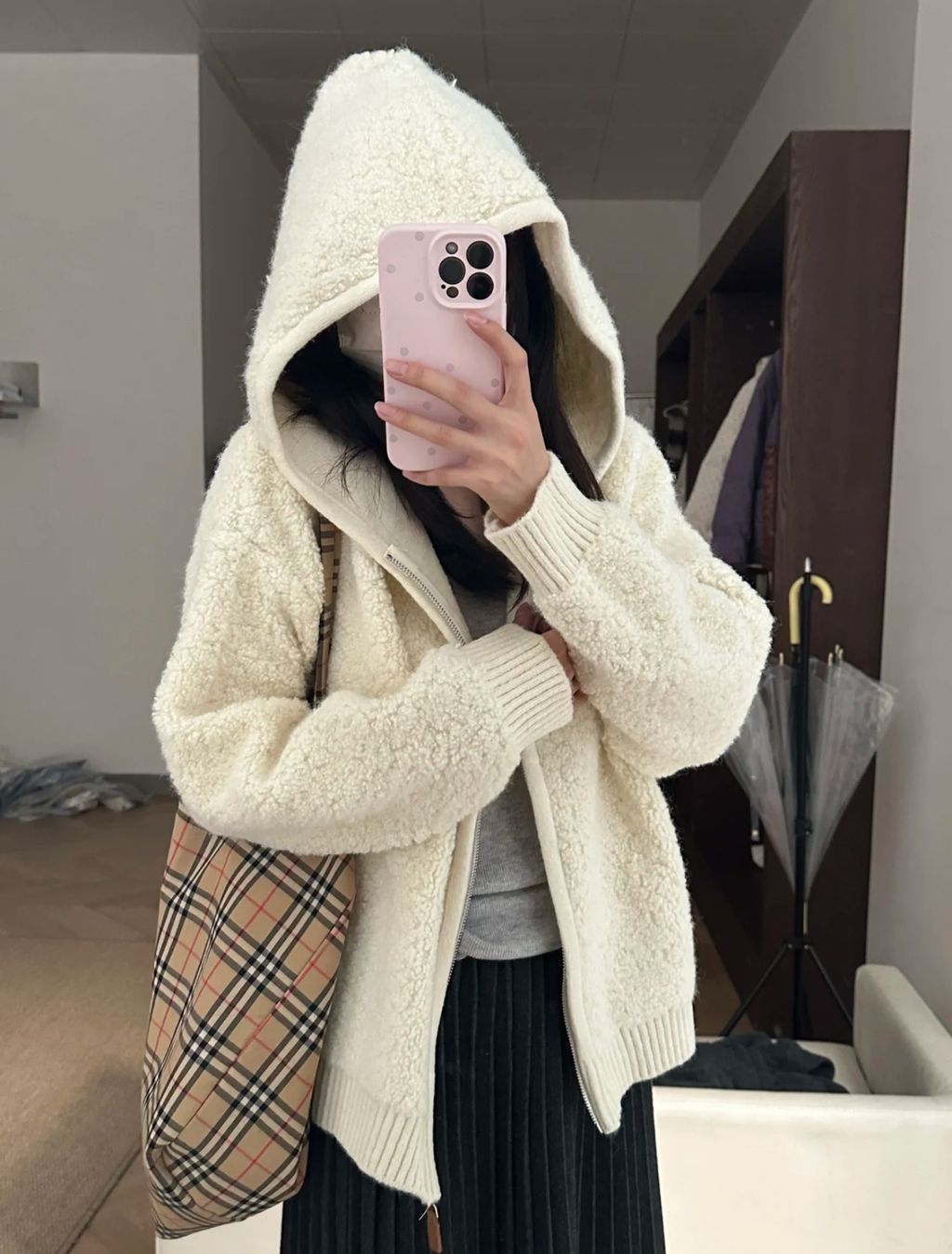 image_B9545379-B466-43A3-965A-AF3FEBDE2491_1764398592