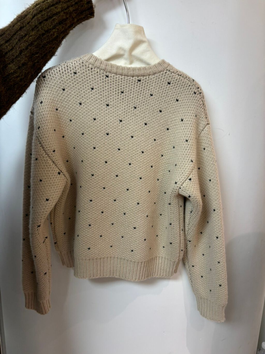 image_A7FF570A-7EDD-4E09-A021-A8E4C5A1B85A_1764830862