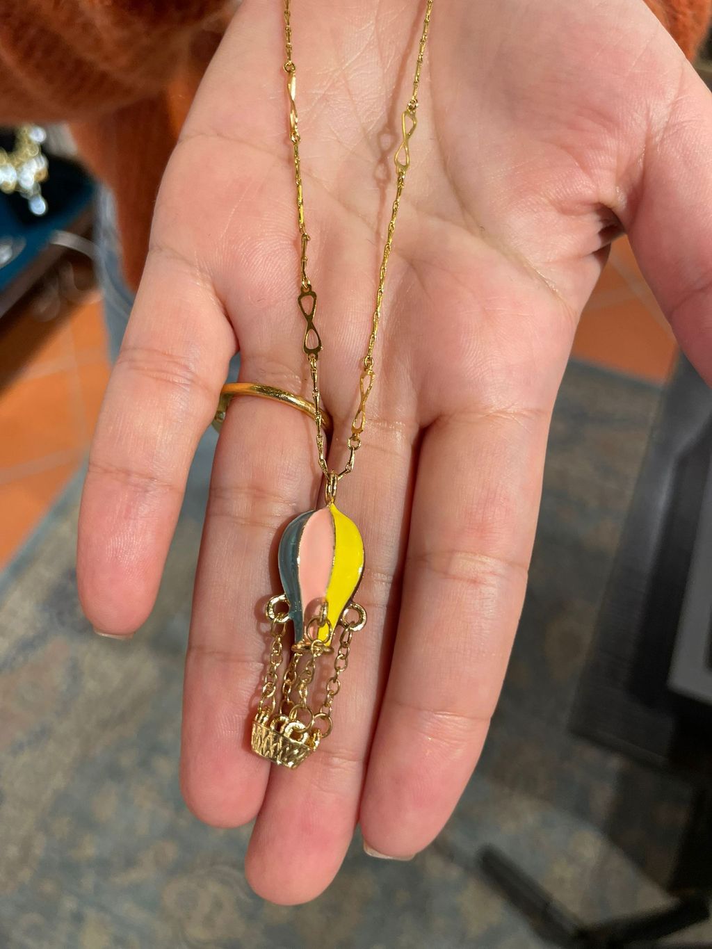 WhatsApp 圖片儲存時間2025-10-29,22.02.48_595f6e47