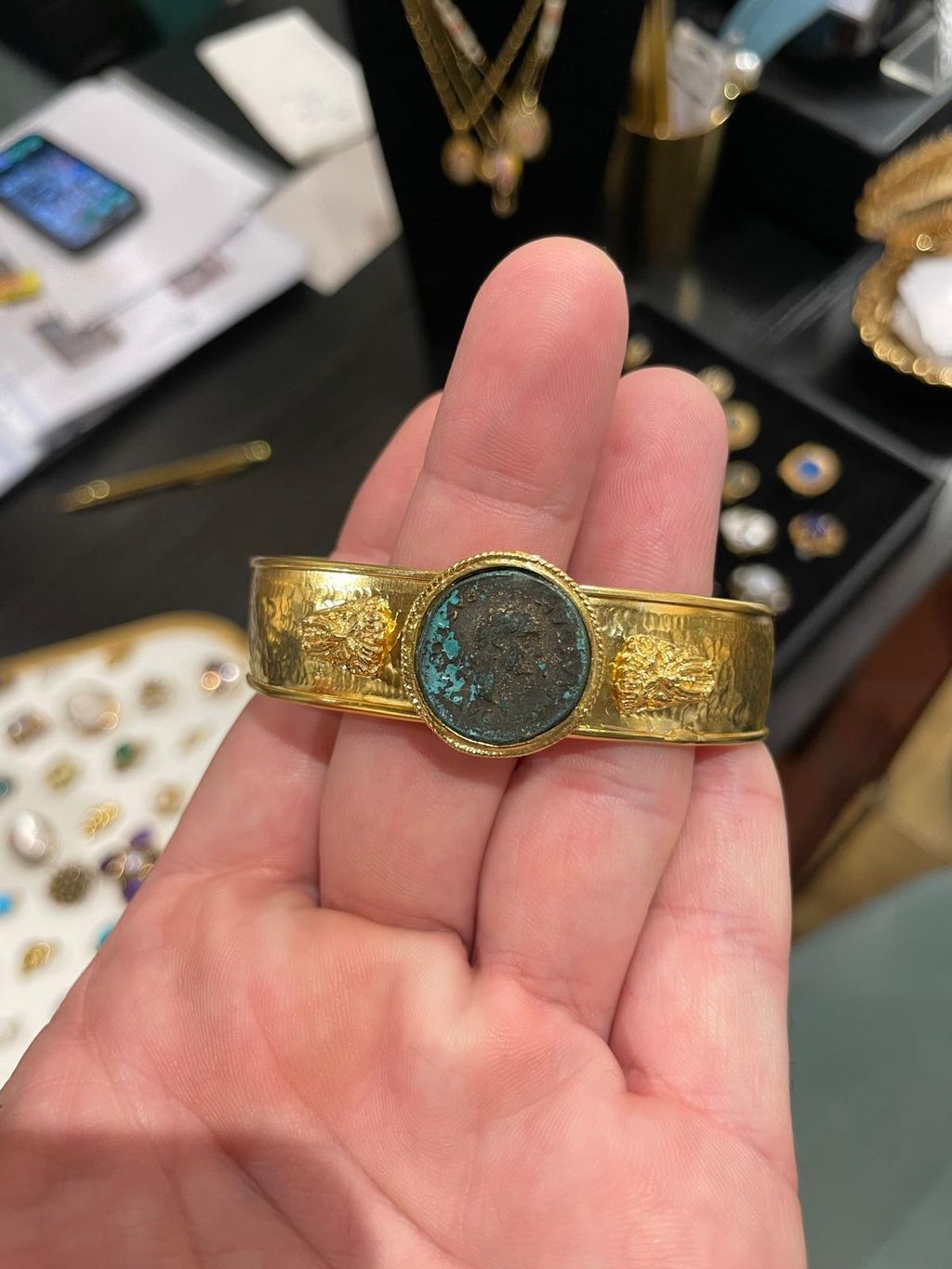 WhatsApp 圖片儲存時間2025-10-29，22.56.43_6b869867