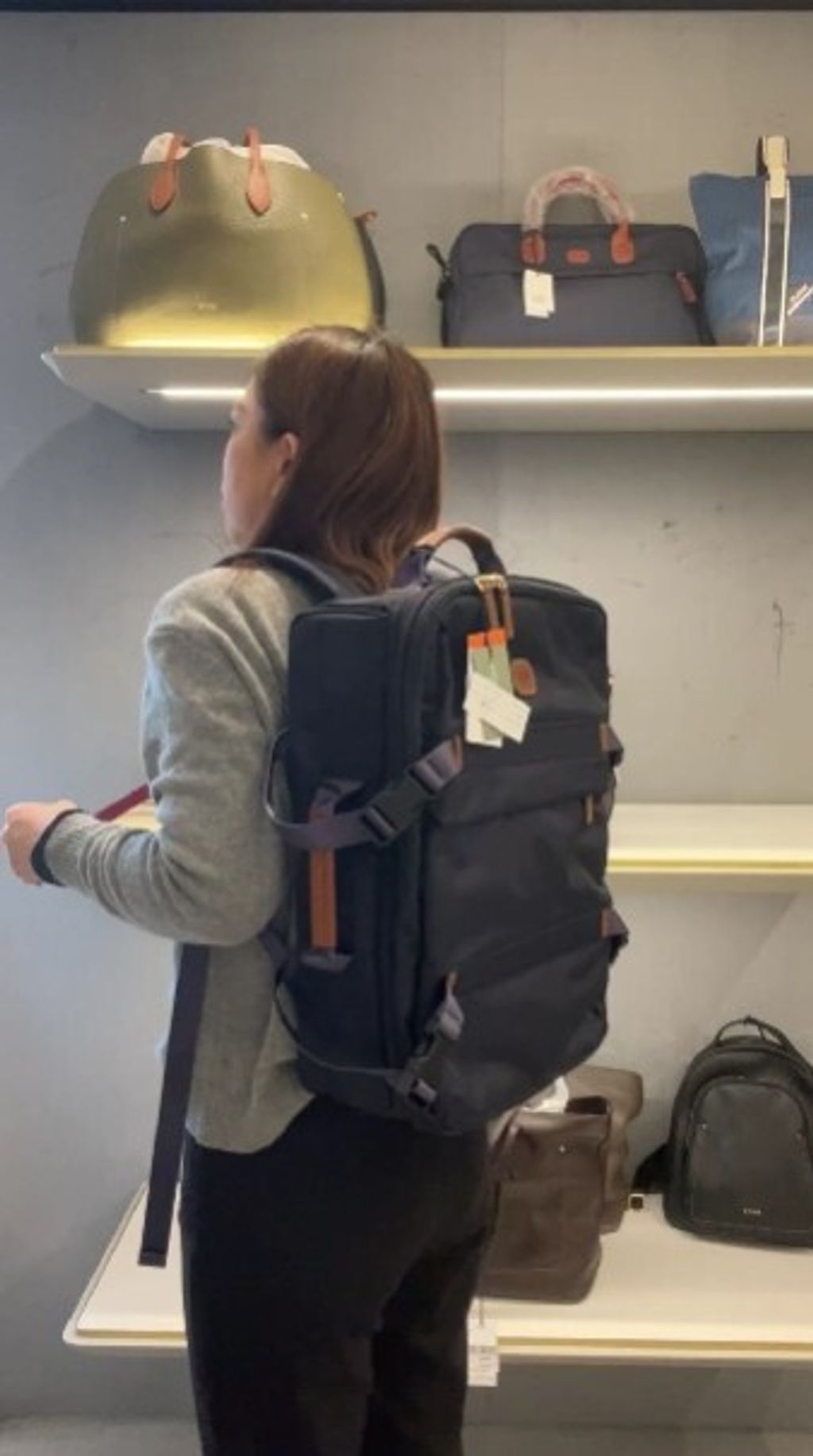 messageImage_1765377591951