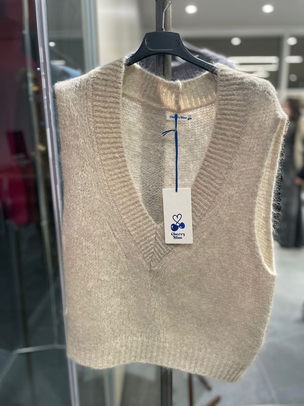 WhatsApp Image 2025-12-19 at 00.55.46