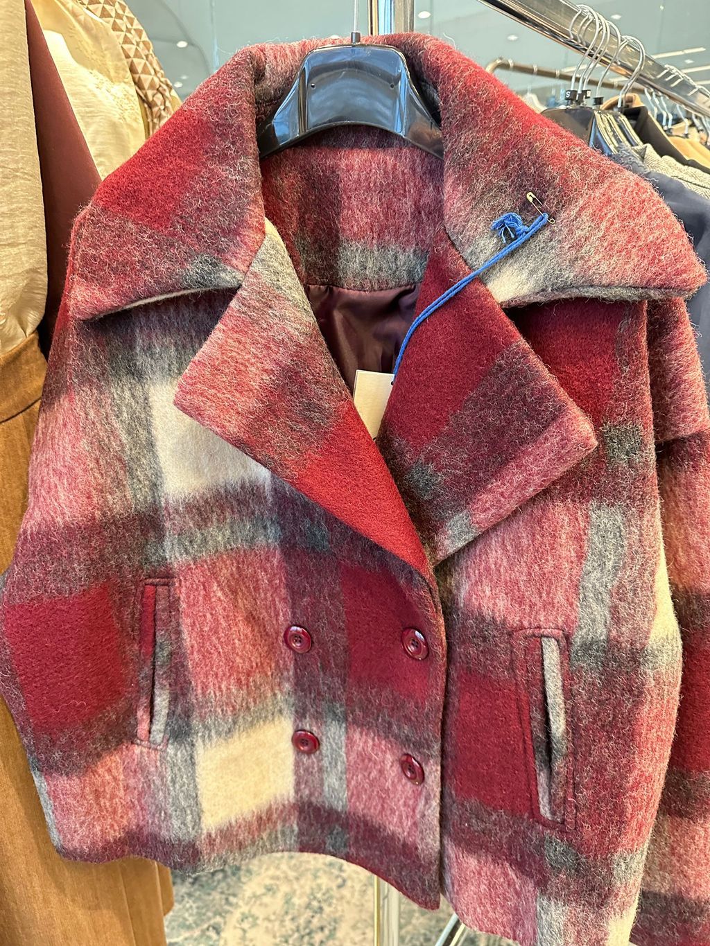 WhatsApp Image 2025-12-18 at 22.34.51