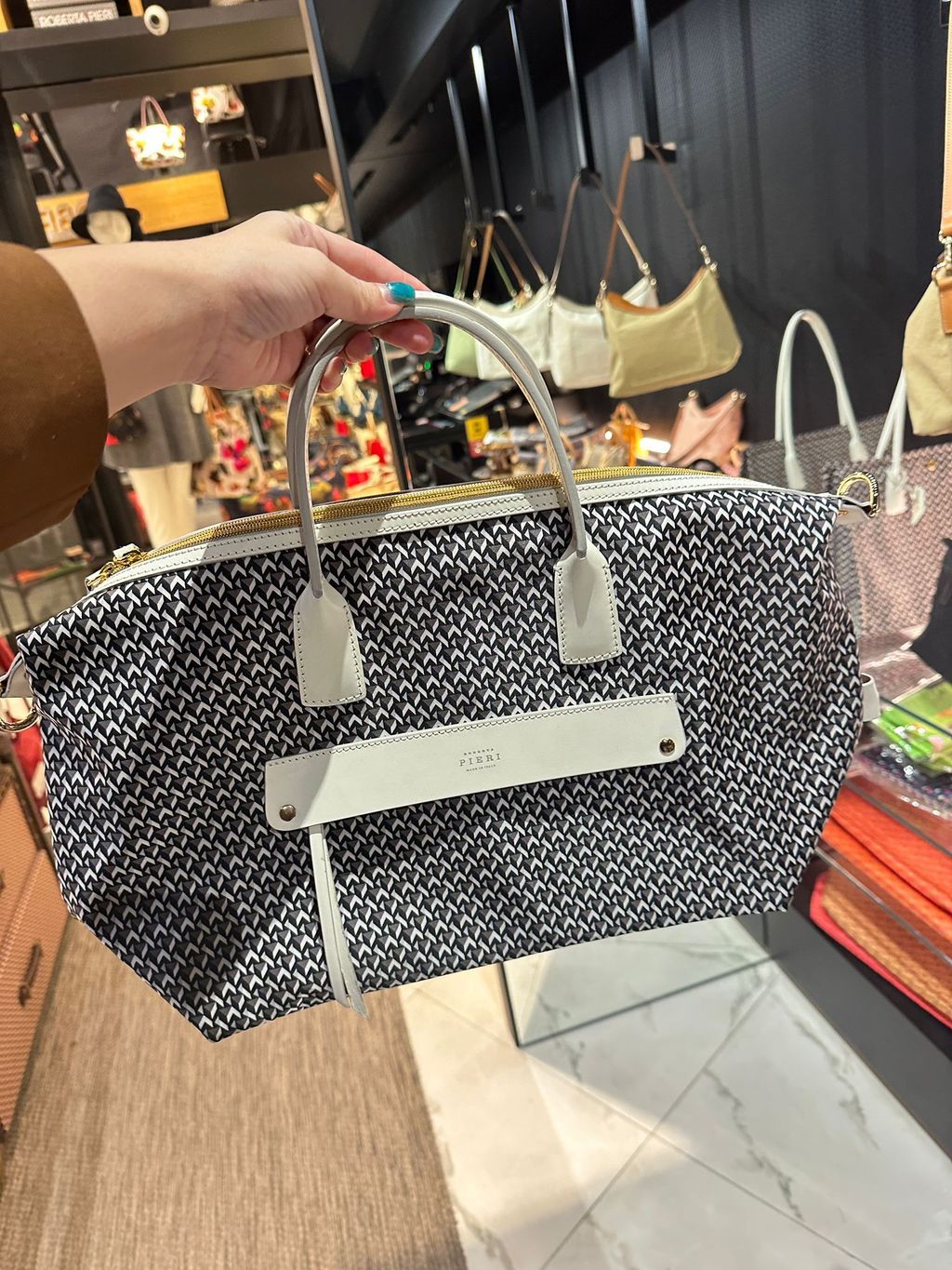 WhatsApp Image 2026-01-09 at 00.49.03