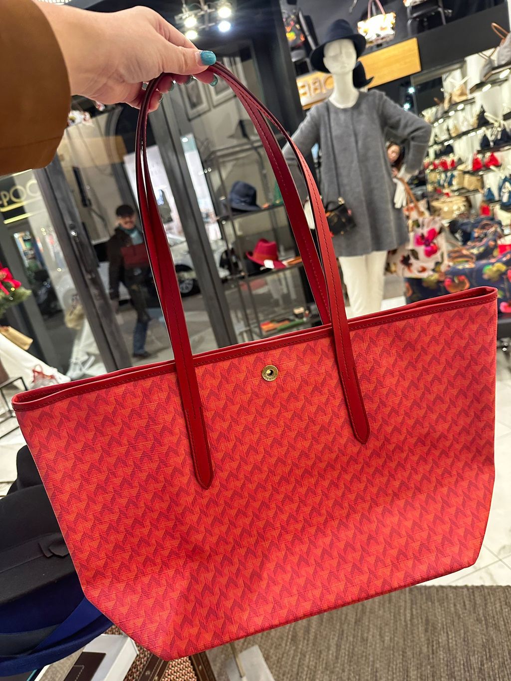 WhatsApp Image 2026-01-09 at 00.42.32 (1)