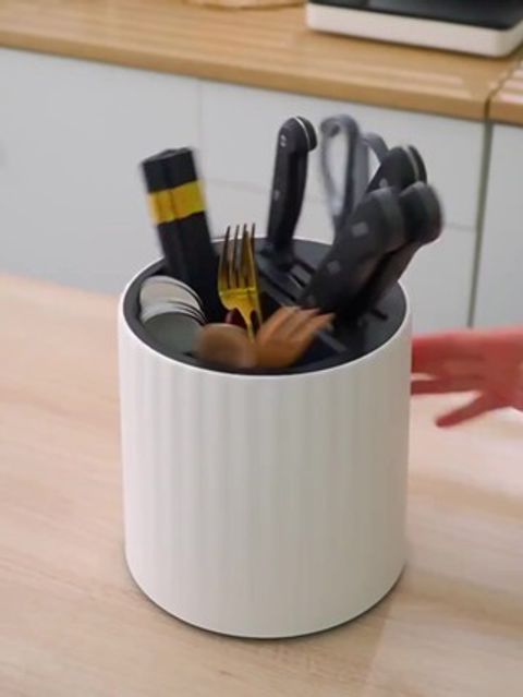 my-11110105-7r98w-loxskuwo6q327c_tn