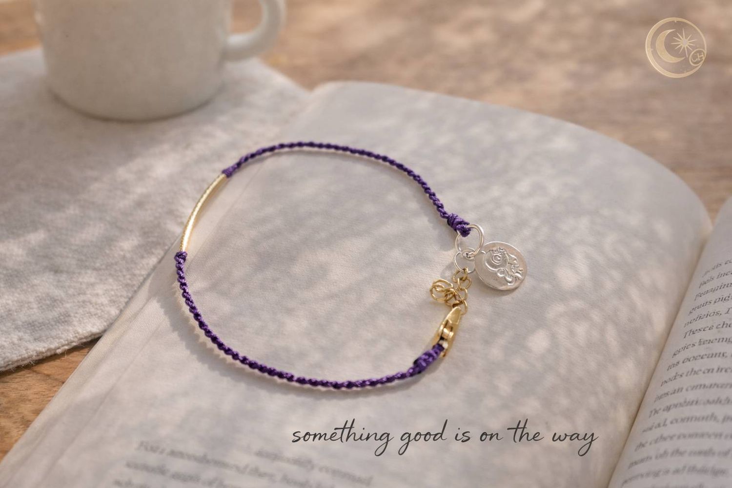 ✨月老紅線查查 🐎 專屬馬上有錢系列：鈴鐺吊飾・聚寶盆盲袋・聖誕積木盲袋☕ 獨家財神爺咖啡｜牽手官音茶包｜貴人糖｜招財進寶糖 💎 節慶珍珠・天然石・皮革飾品   - 