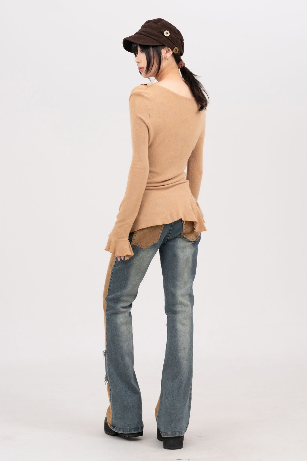 YCW00095