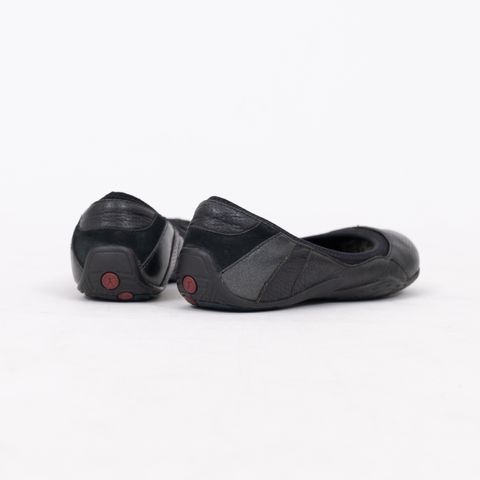 YCW09713